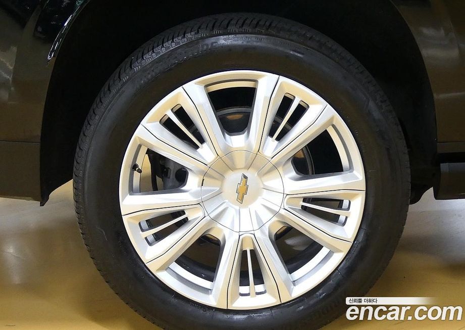 Chevrolet Surburban 2021