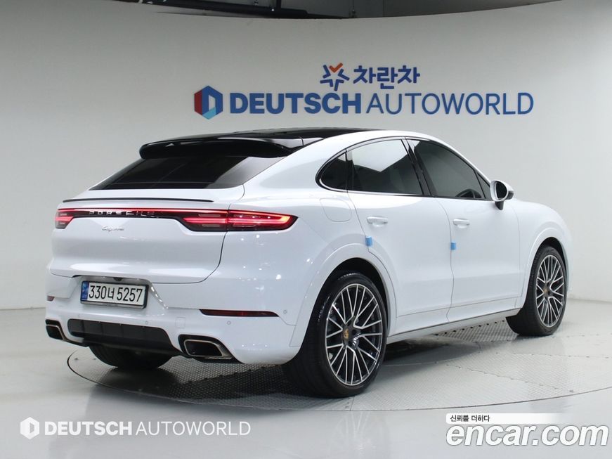 Porsche Cayenne 2021