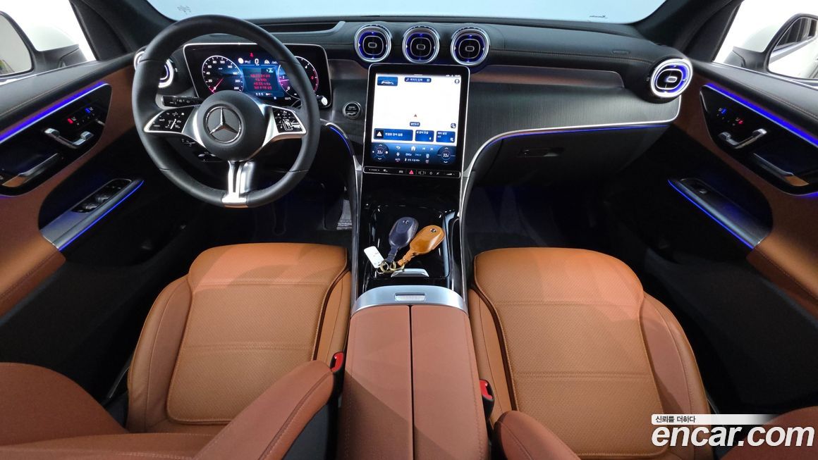 Mercedes-Benz GLC-Class 2026