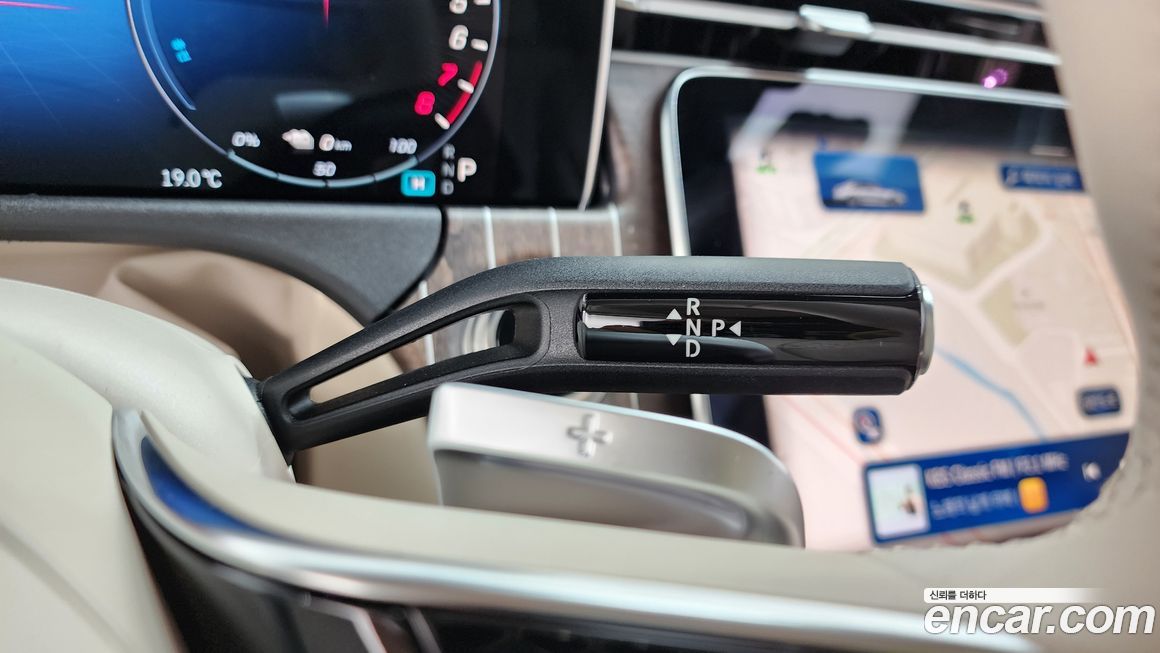 Mercedes-Benz E-Class 2025