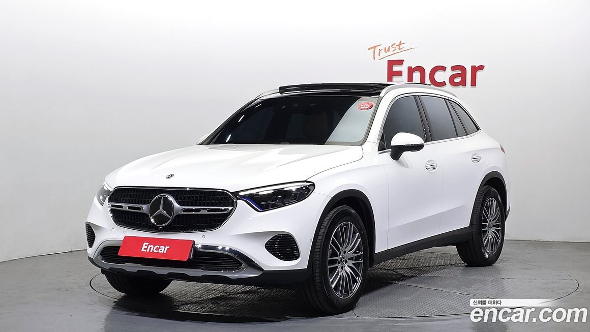 Mercedes-Benz GLC-Class 2026
