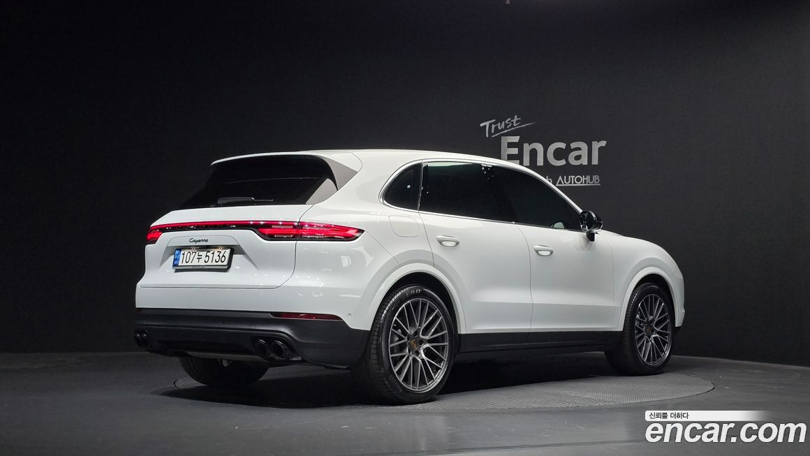 Porsche Cayenne 2021