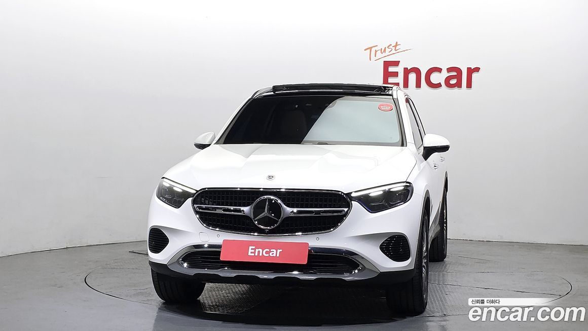 Mercedes-Benz GLC-Class 2026