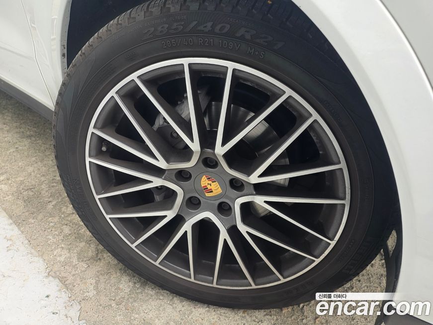 Porsche Cayenne 2022