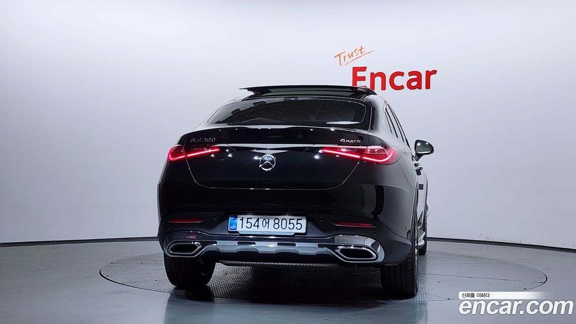 Mercedes-Benz GLC-Class 2025