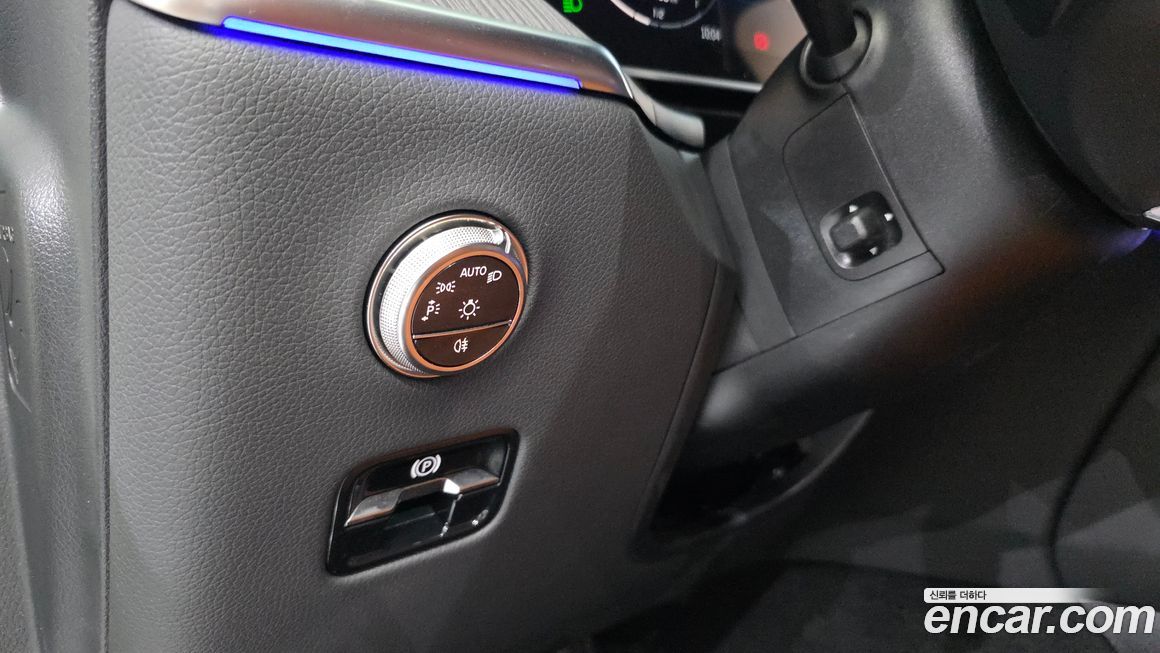 Mercedes-Benz GLC-Class 2026