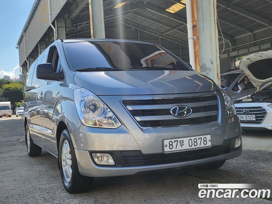 Hyundai Starex 2018