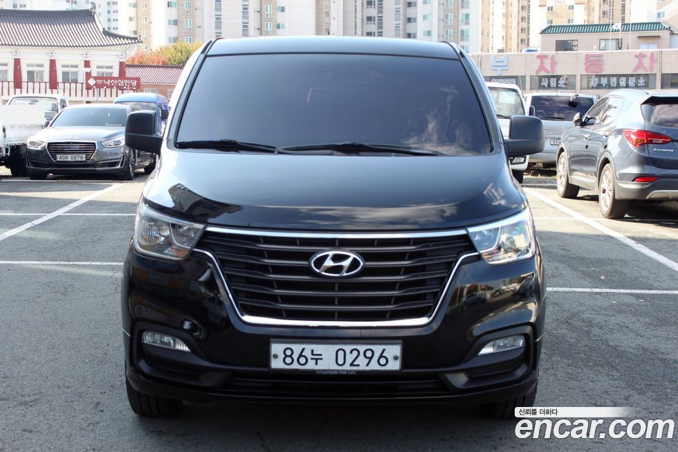 Hyundai Starex 2019