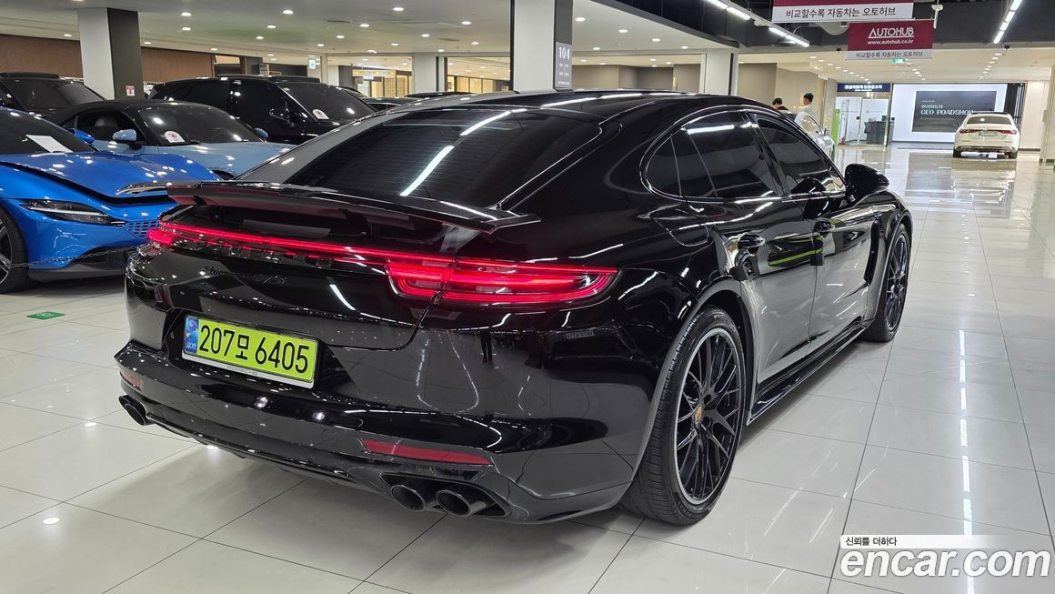 Porsche Panamera 2020