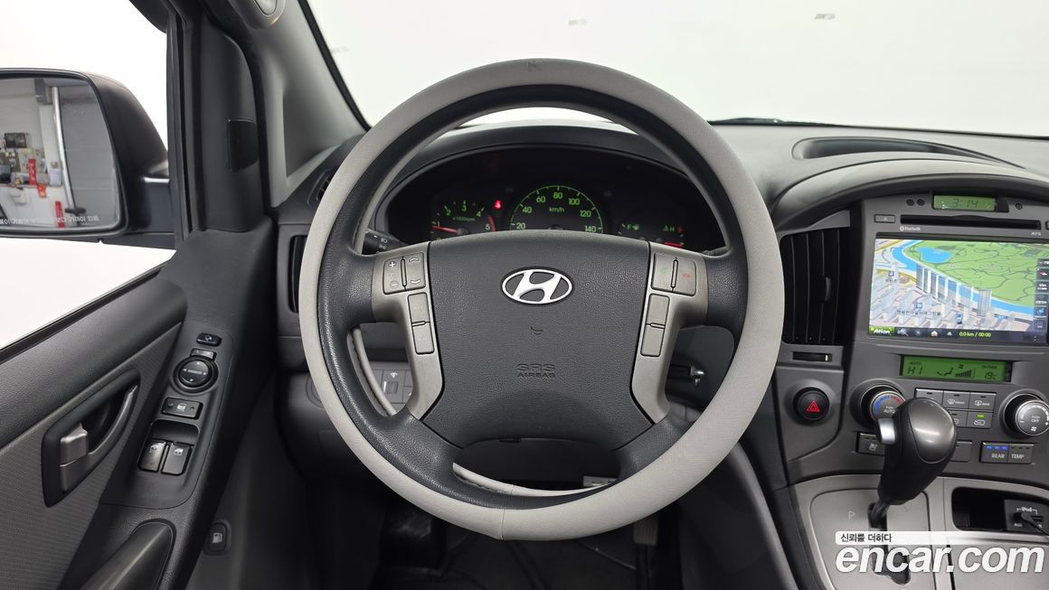 Hyundai Starex 2016