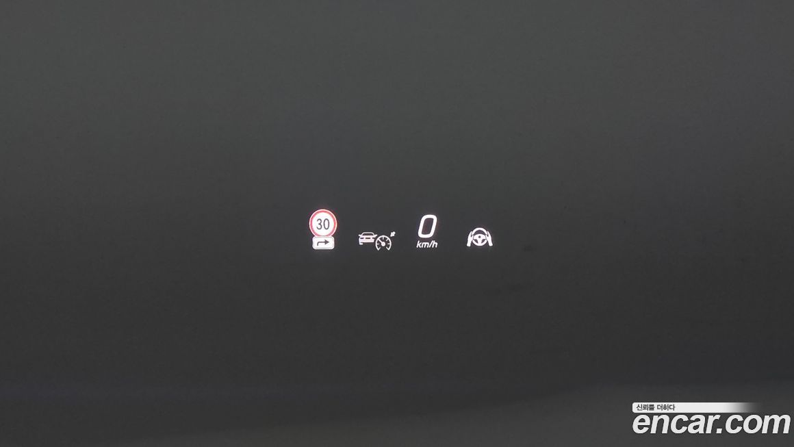 Mercedes-Benz E-Class 2025