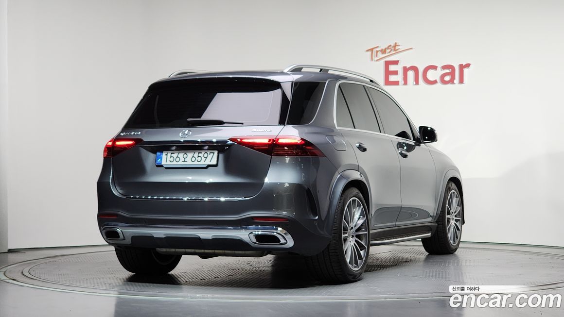 Mercedes-Benz GLE-Class 2025