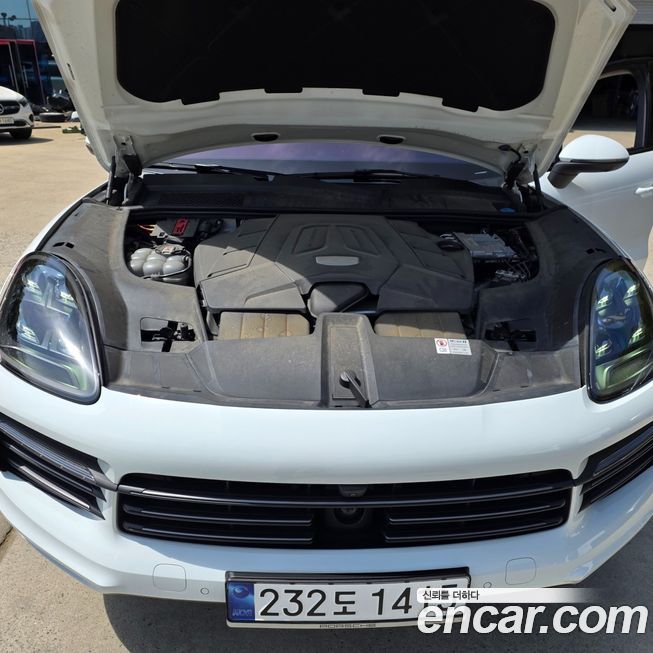 Porsche Cayenne 2023