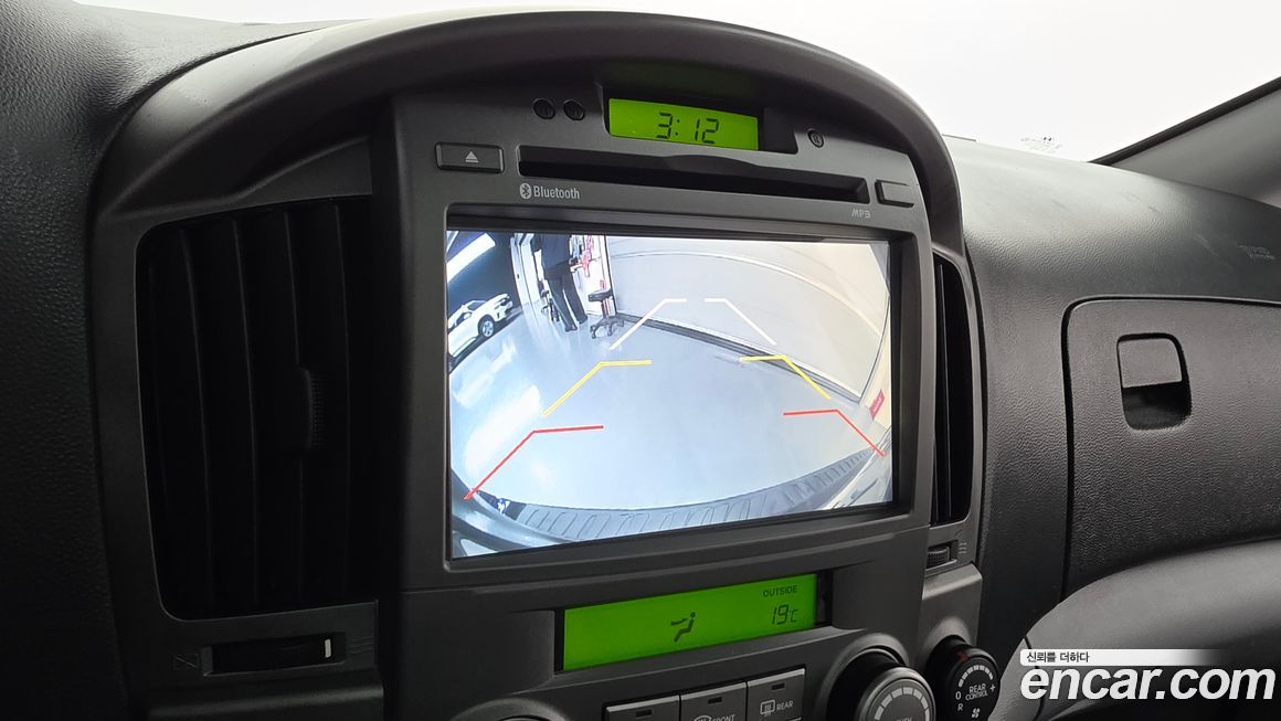 Hyundai Starex 2016