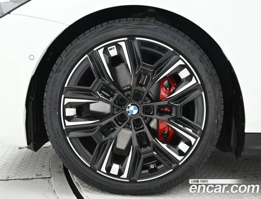 BMW i5 2024