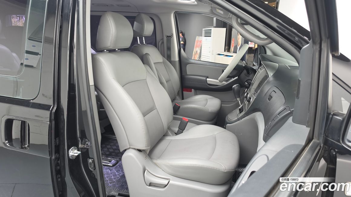 Hyundai Starex 2016