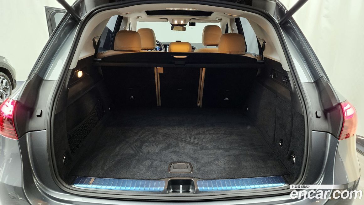 Mercedes-Benz GLE-Class 2025