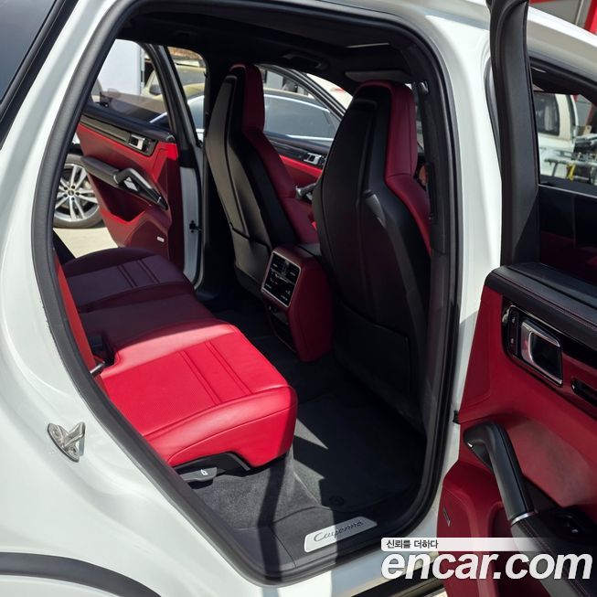 Porsche Cayenne 2023