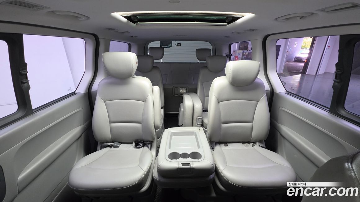 Hyundai Starex 2016