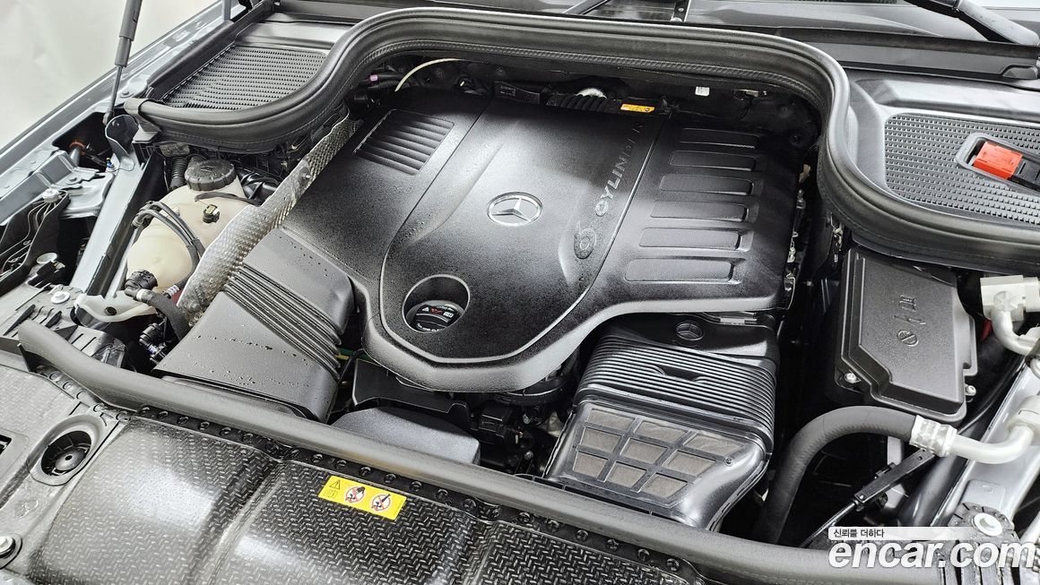 Mercedes-Benz GLE-Class 2025