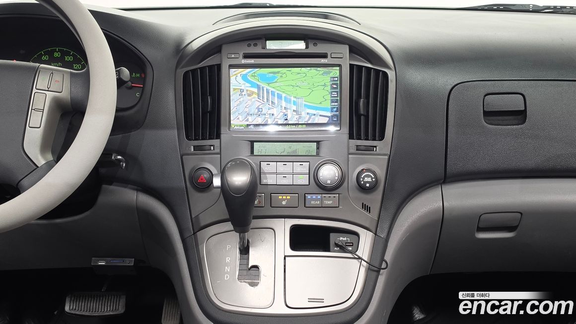 Hyundai Starex 2016