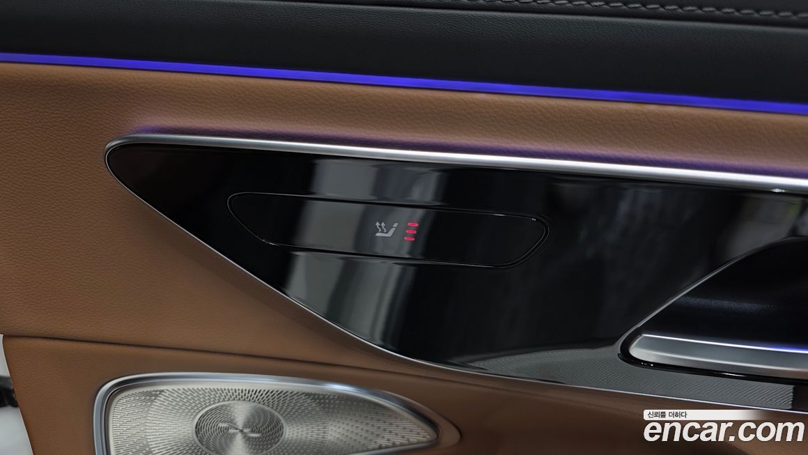 Mercedes-Benz E-Class 2025