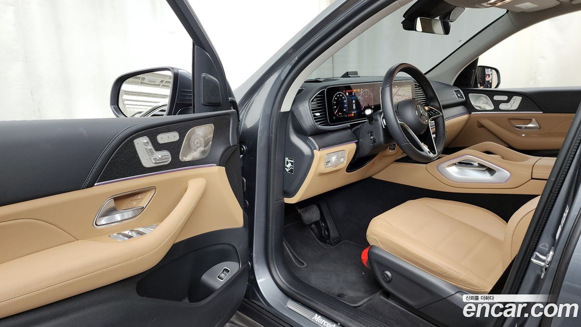 Mercedes-Benz GLE-Class 2025