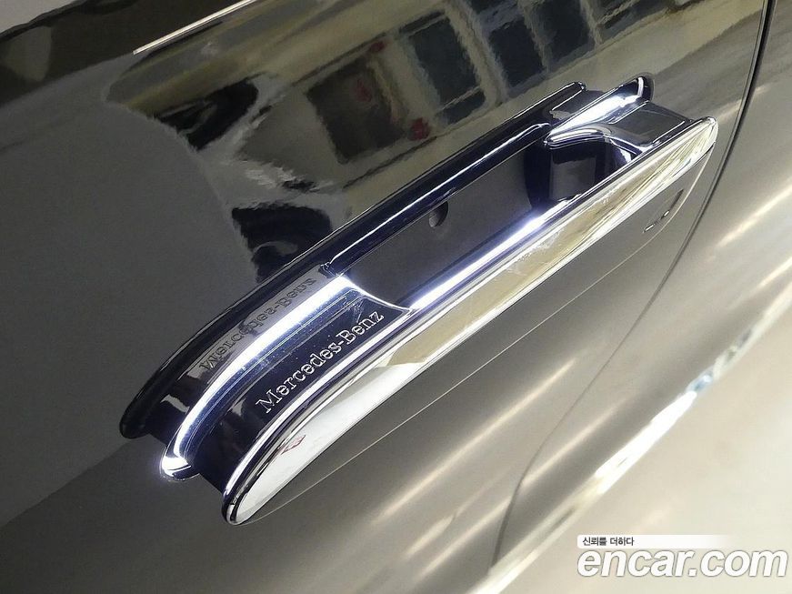 Mercedes-Benz S-Class 2022