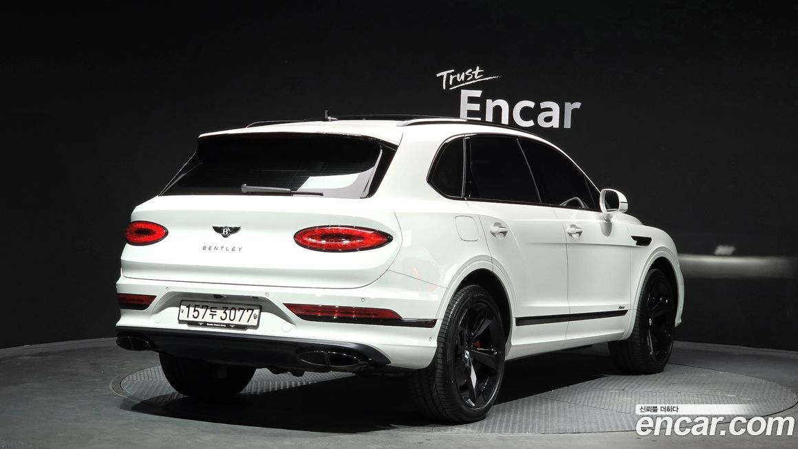 Bentley Bentayga 2023