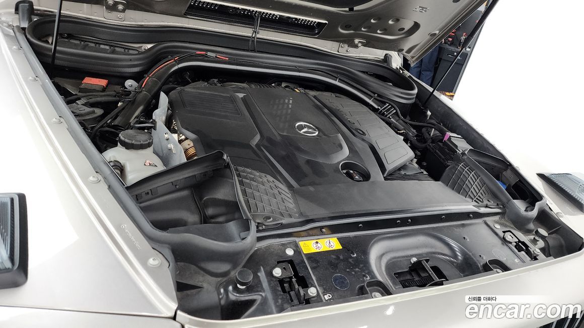 Mercedes-Benz G-Class 2024