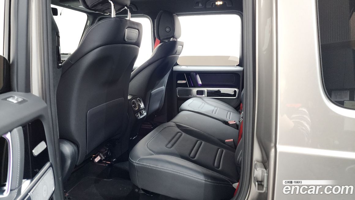 Mercedes-Benz G-Class 2024