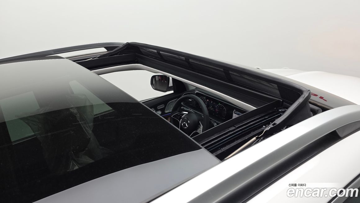 Mercedes-Benz GLE-Class 2026