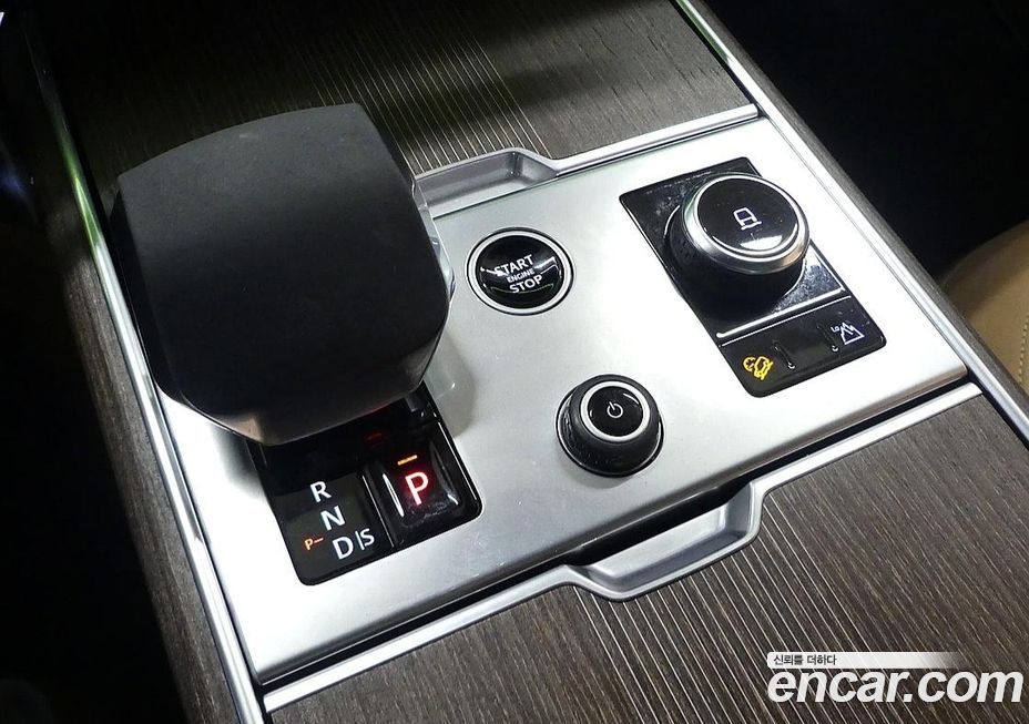 Land Rover Range Rover 2023