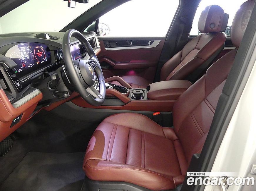 Porsche Cayenne 2024