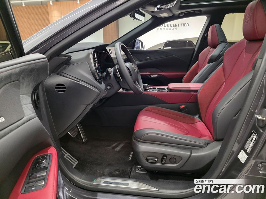 Lexus RX 2024