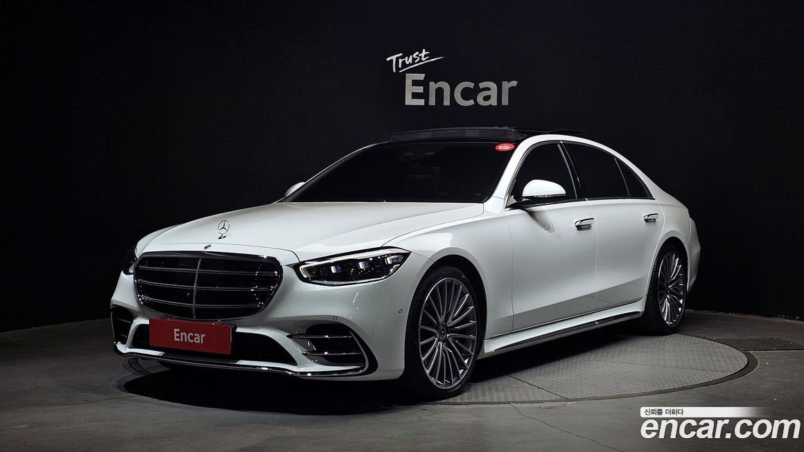 Mercedes-Benz S-Class 2025