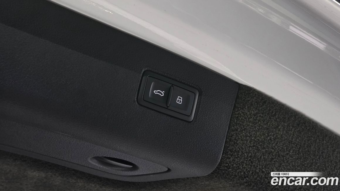 Bentley Bentayga 2023