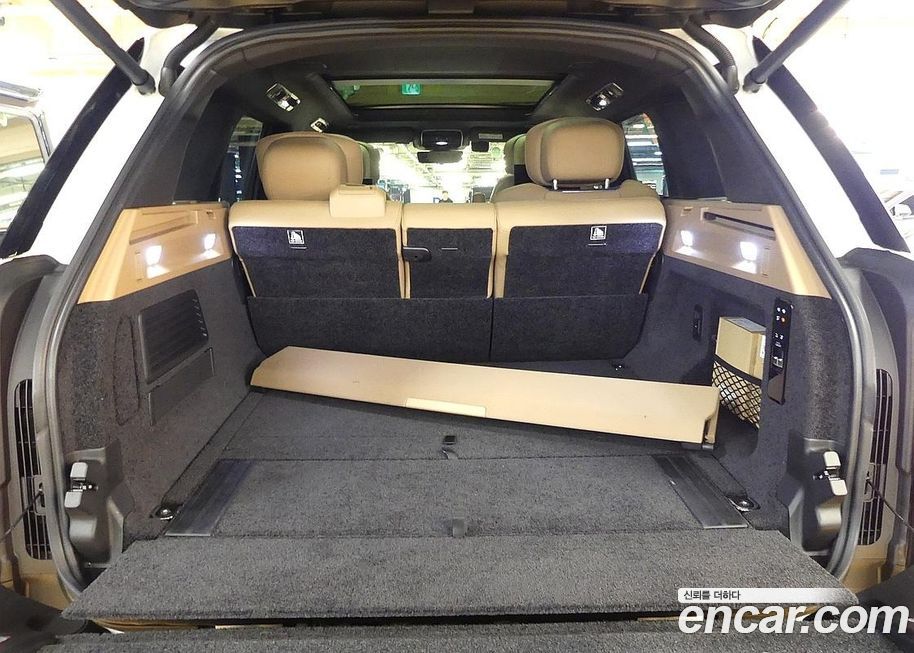 Land Rover Range Rover 2023
