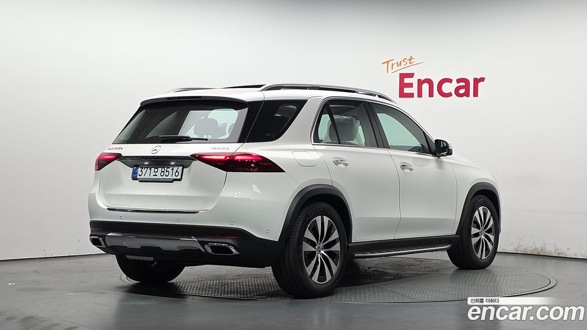 Mercedes-Benz GLE-Class 2026