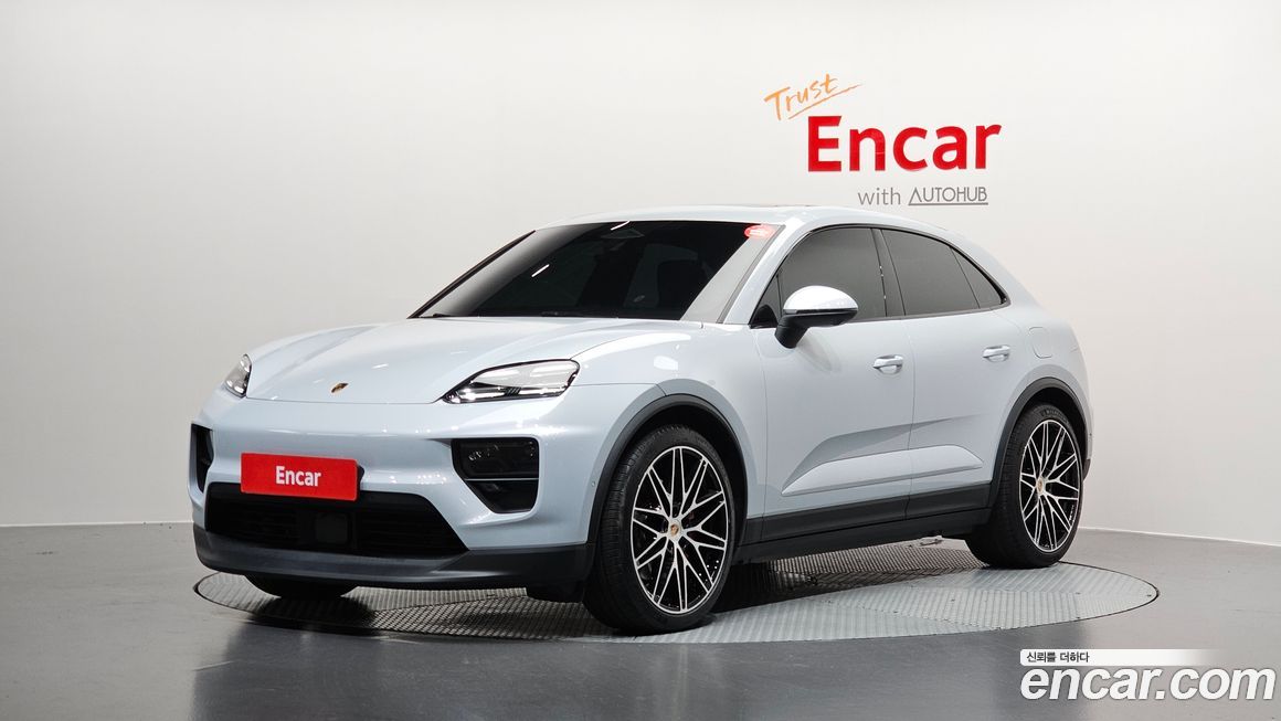 Porsche Macan 2025