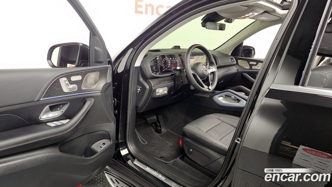 Mercedes-Benz GLE-Class 2026