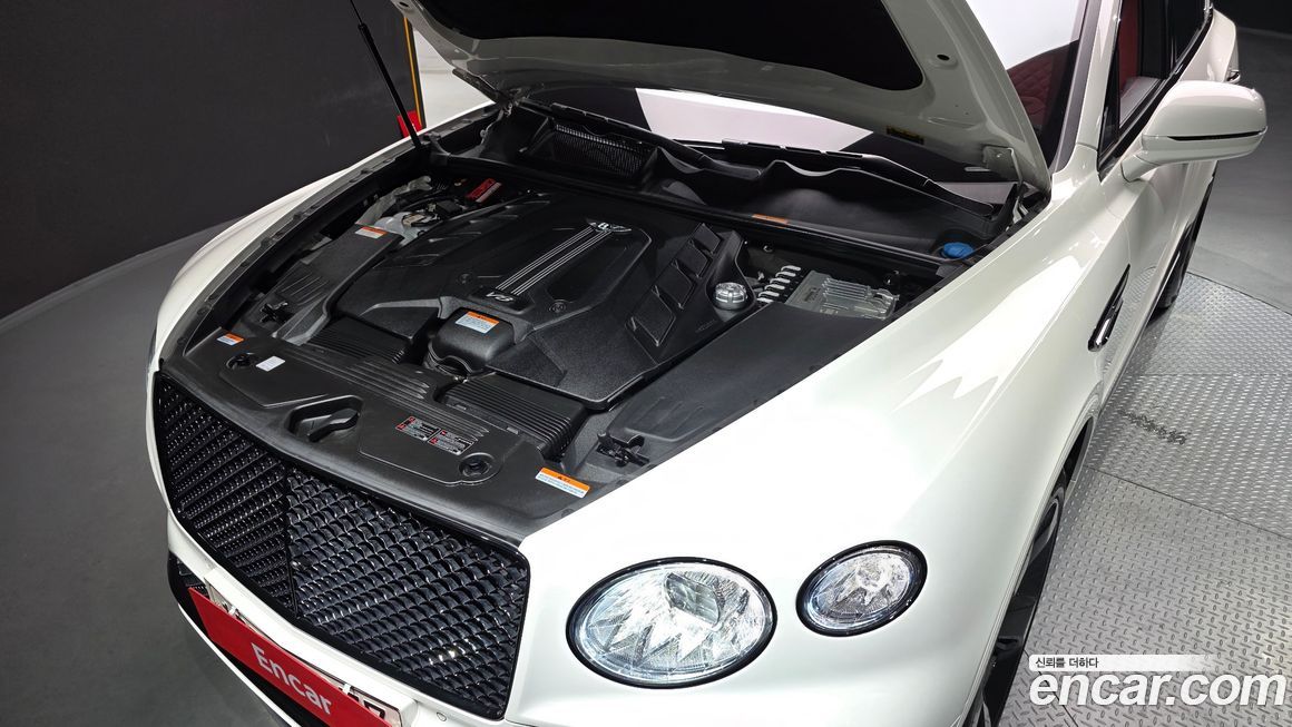 Bentley Bentayga 2023