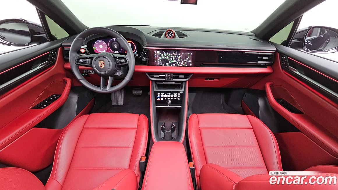 Porsche Macan 2025