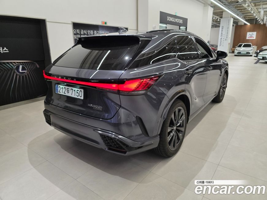 Lexus RX 2024