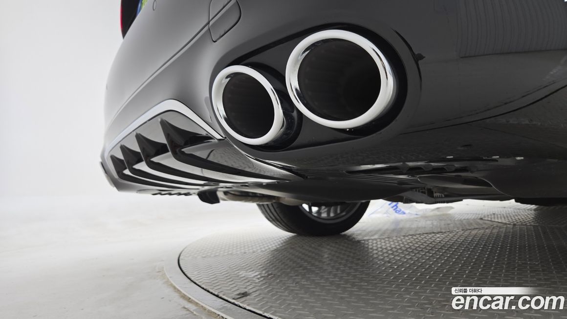 Mercedes-Benz E-Class 2026