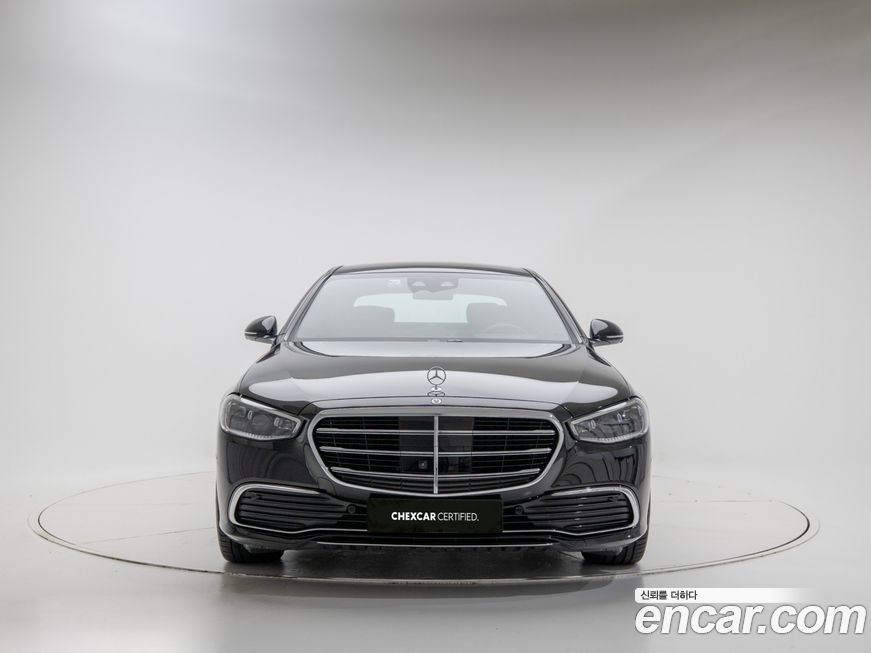 Mercedes-Benz S-Class 2025