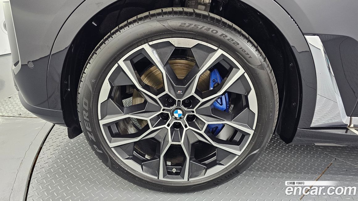 BMW X7 2025