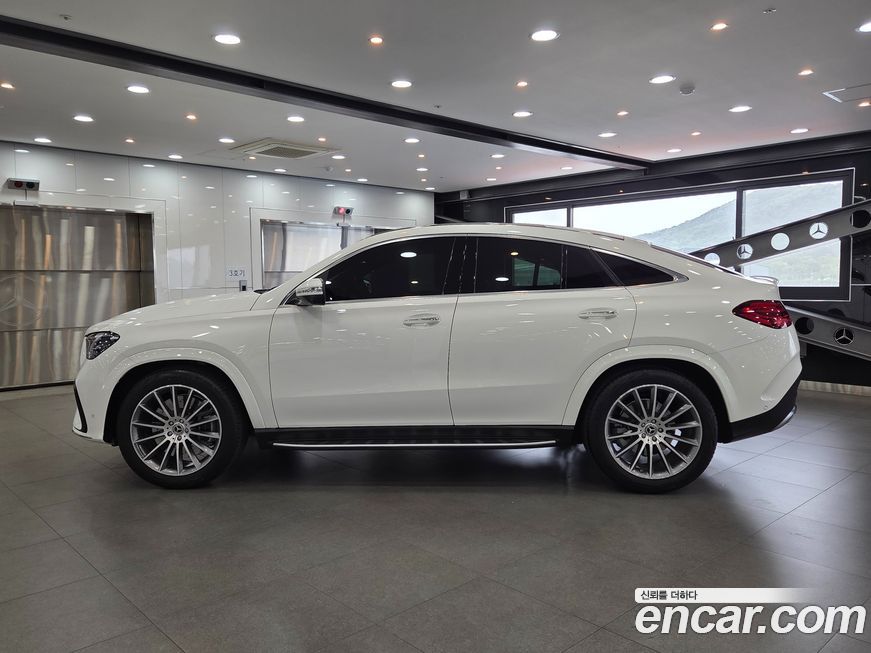 Mercedes-Benz GLE-Class 2025