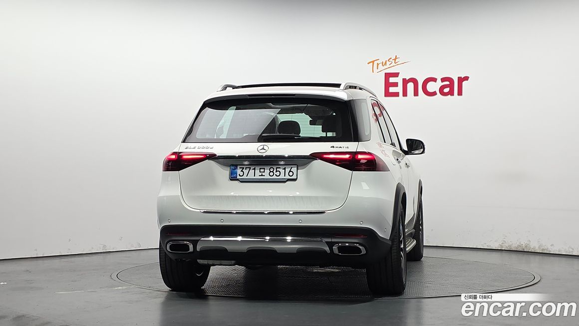 Mercedes-Benz GLE-Class 2026