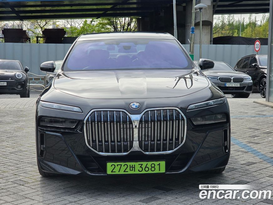 BMW 7-Series 2025